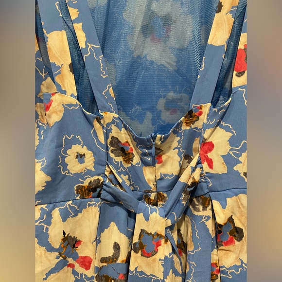 ASTR Open Back Romper - Picture 10 of 13